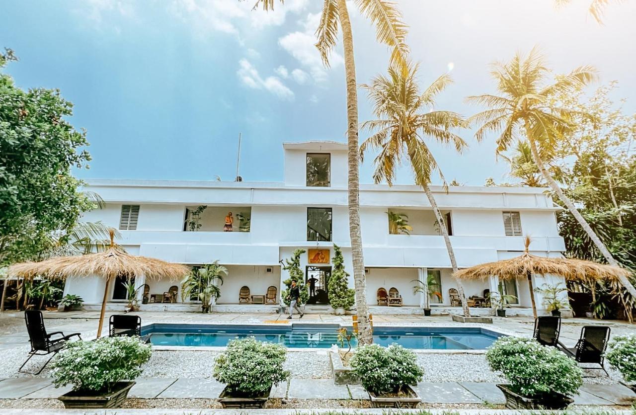 Satta Beach Residence Варкала Екстер'єр фото