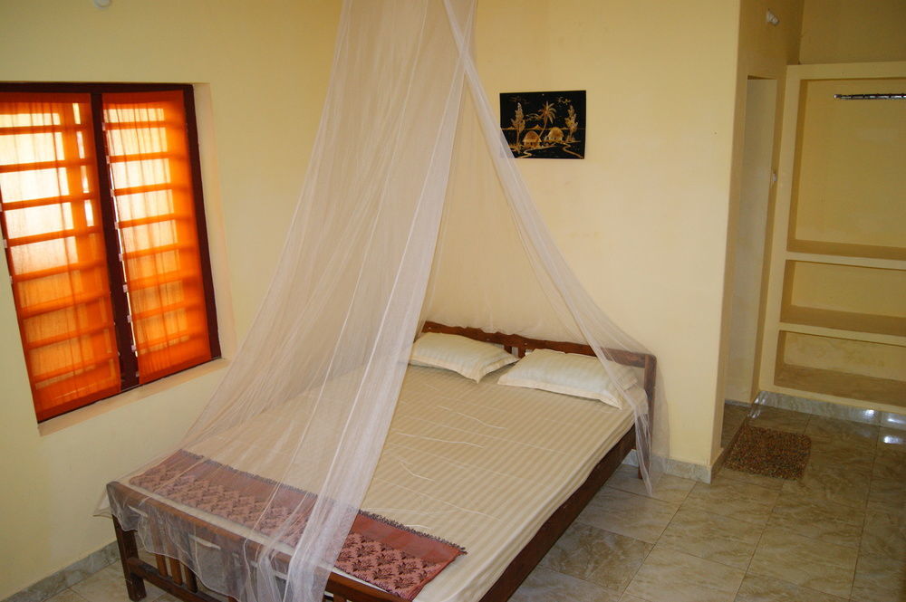Satta Beach Residence Варкала Екстер'єр фото