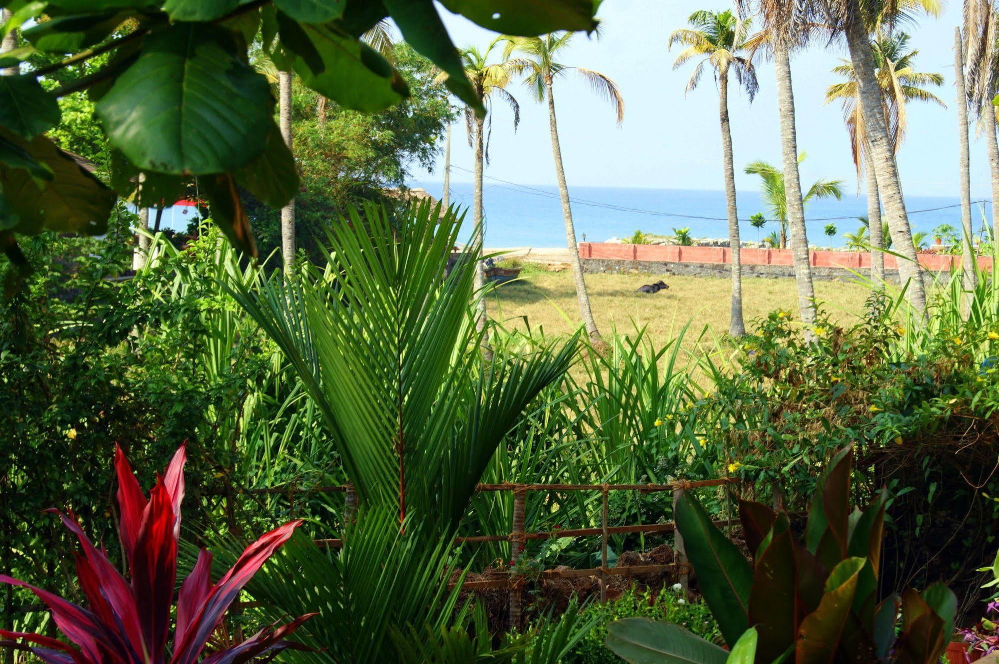 Satta Beach Residence Варкала Екстер'єр фото